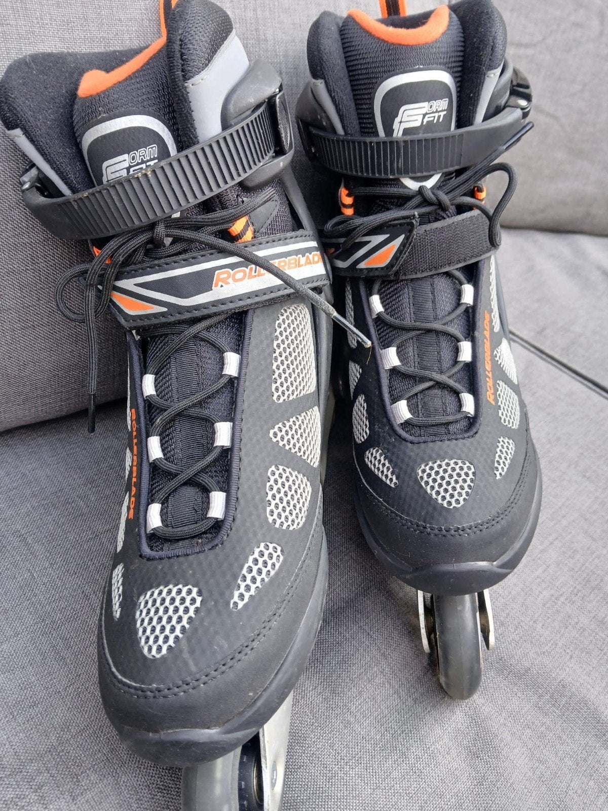 Skeelers / skate Rollerblade Macroblade 80 mt 44, Ophalen, Gebruikt