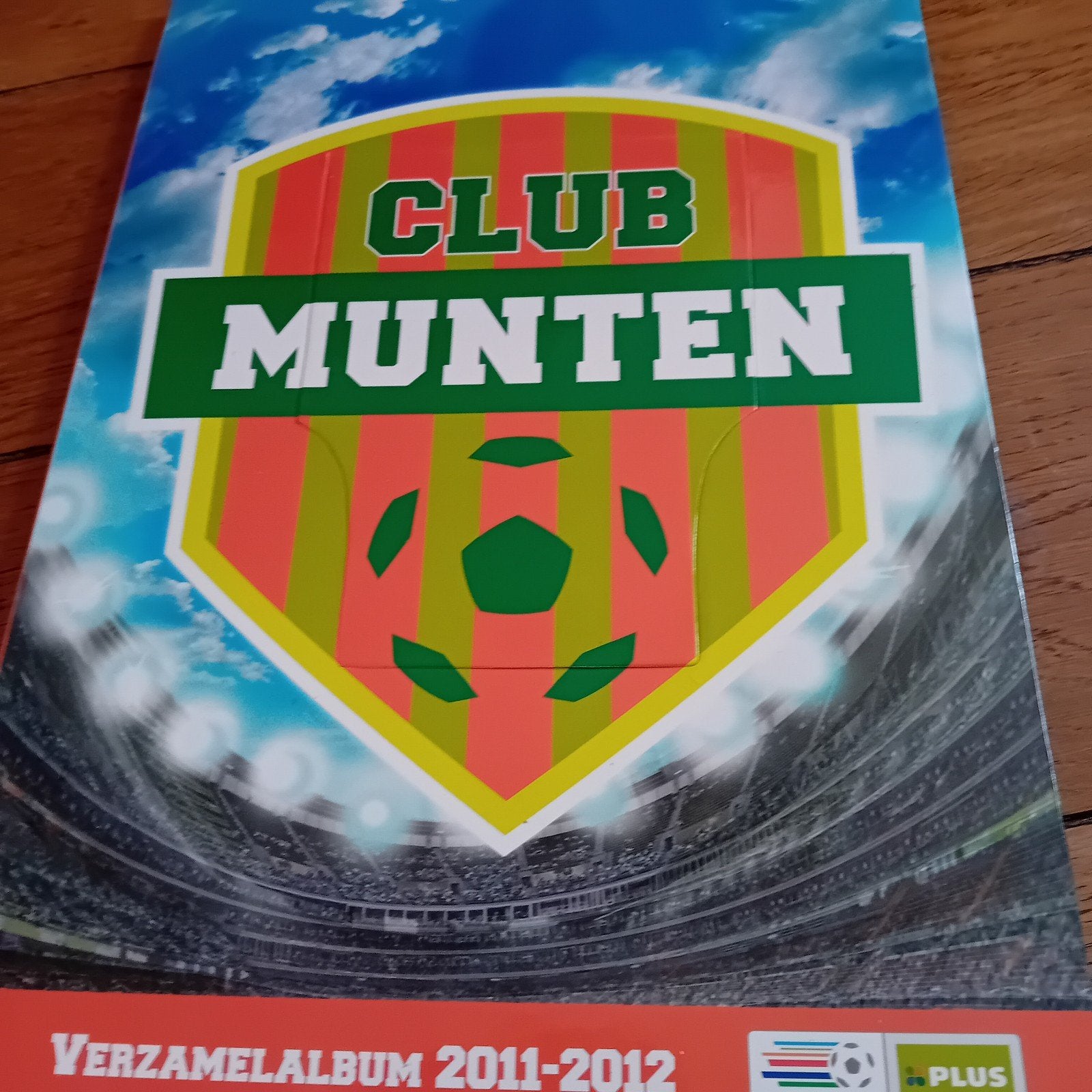 Club Munten Verzamelalbum 2011-2012 Plus Supermarkt, Verzamelen, Ophalen of Verzenden, Zo goed als nieuw, Overige binnenlandse clubs