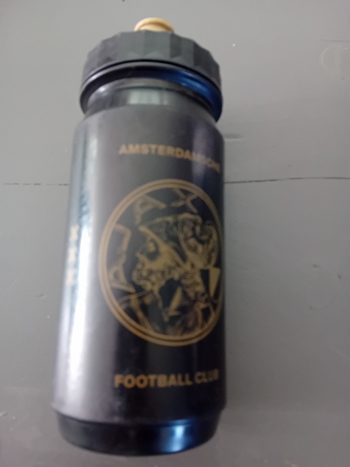 ajax bidon, Ophalen of Verzenden, Zo goed als nieuw, Ajax, Overige typen