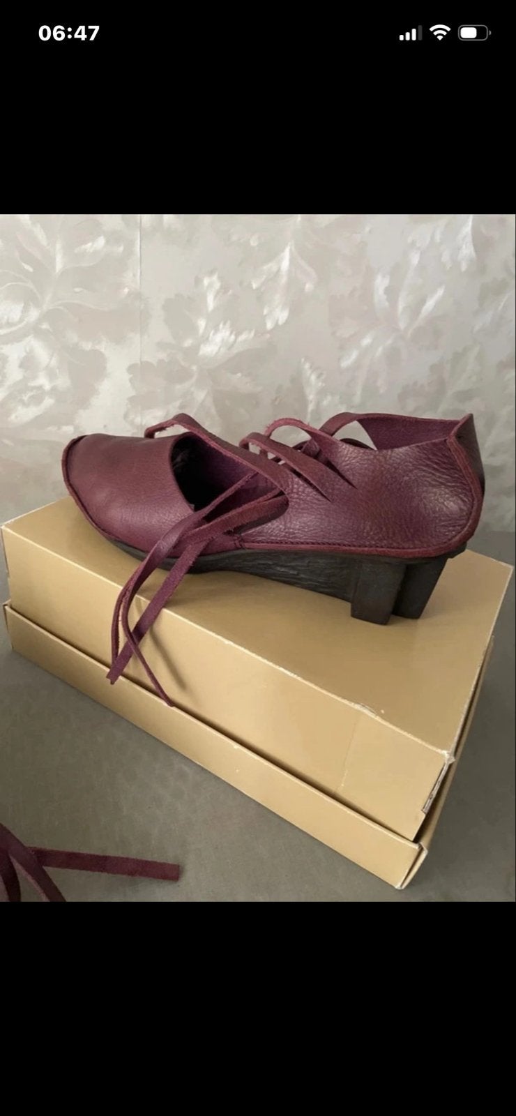 Trippen schoenen, maat 40, bordeauxrood leer, Schoenen met lage hakken, Overige kleuren, Ophalen of Verzenden, Zo goed als nieuw