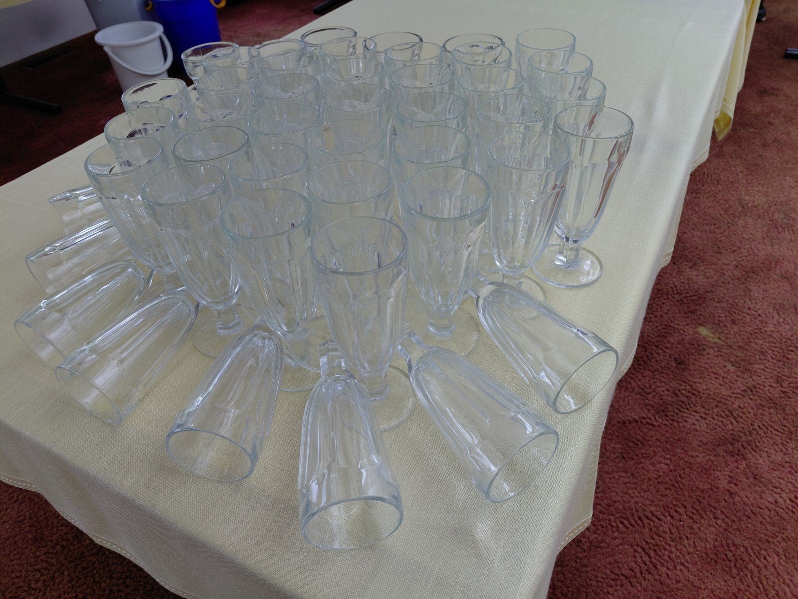 Vintage sorbetglazen op voet - 16 cm hoog, Antiek en Kunst, Ophalen