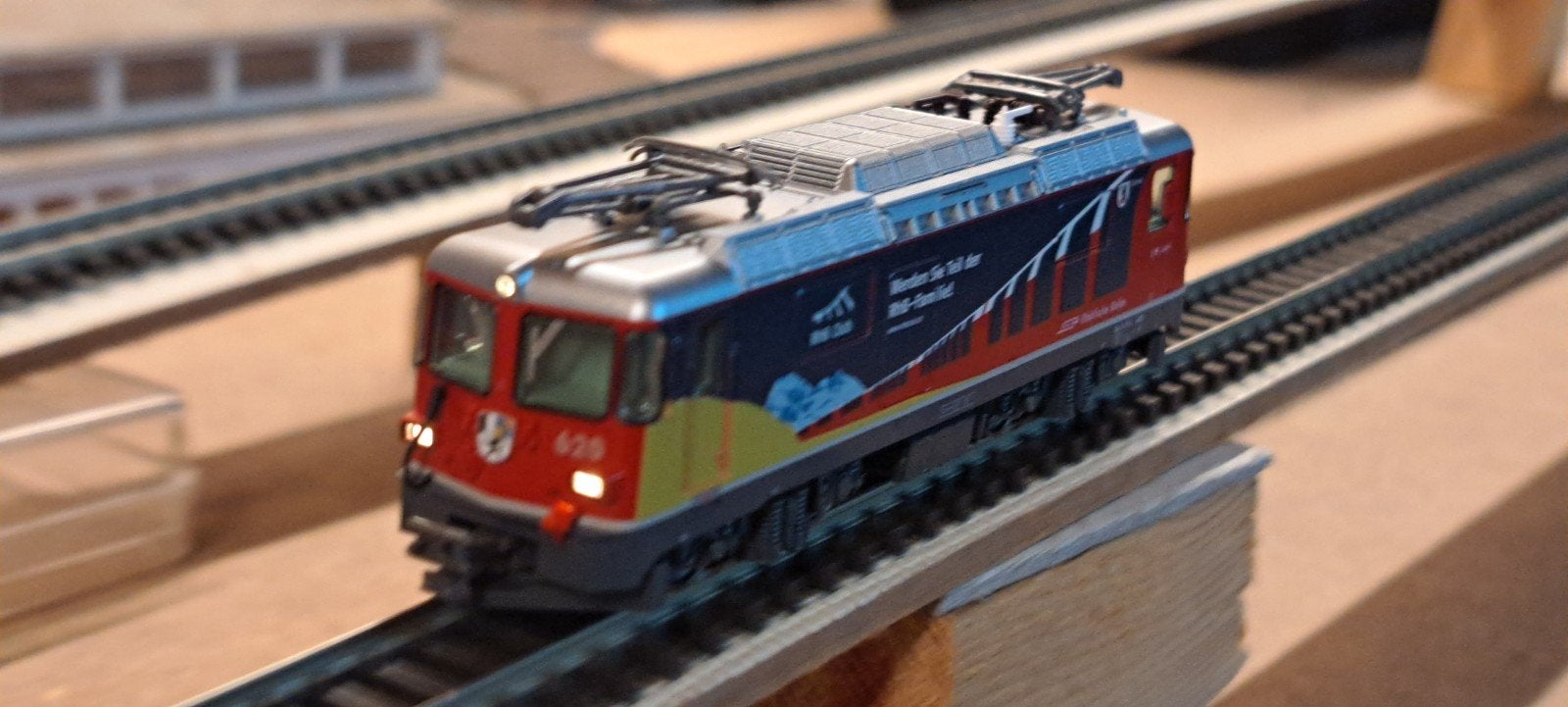 Kato 3102-4 Alpine Locomotief Rhätische Bahn Club N-schaal, Overige merken, Nieuw, Ophalen of Verzenden, Analoog
