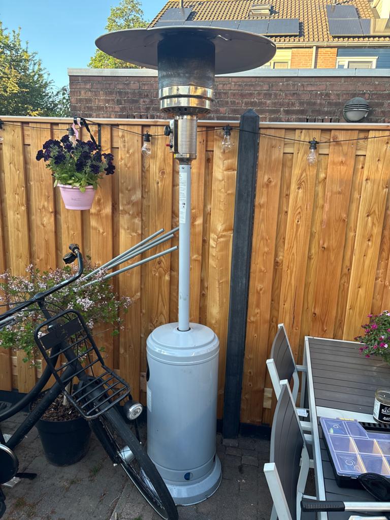 Terrasverwarmer op gas, ideaal voor buiten, Ophalen, Gebruikt, Gas, Vloer