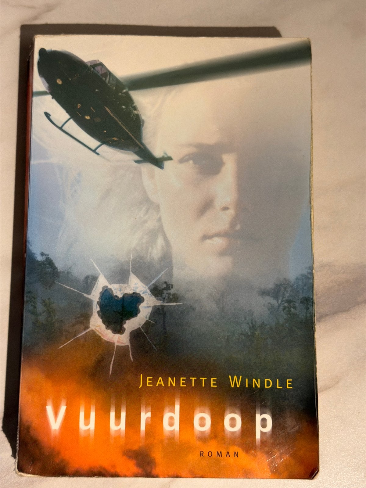 Vuurdoop - Jeanette Windle (Roman), Ophalen of Verzenden, Gelezen, Nederland