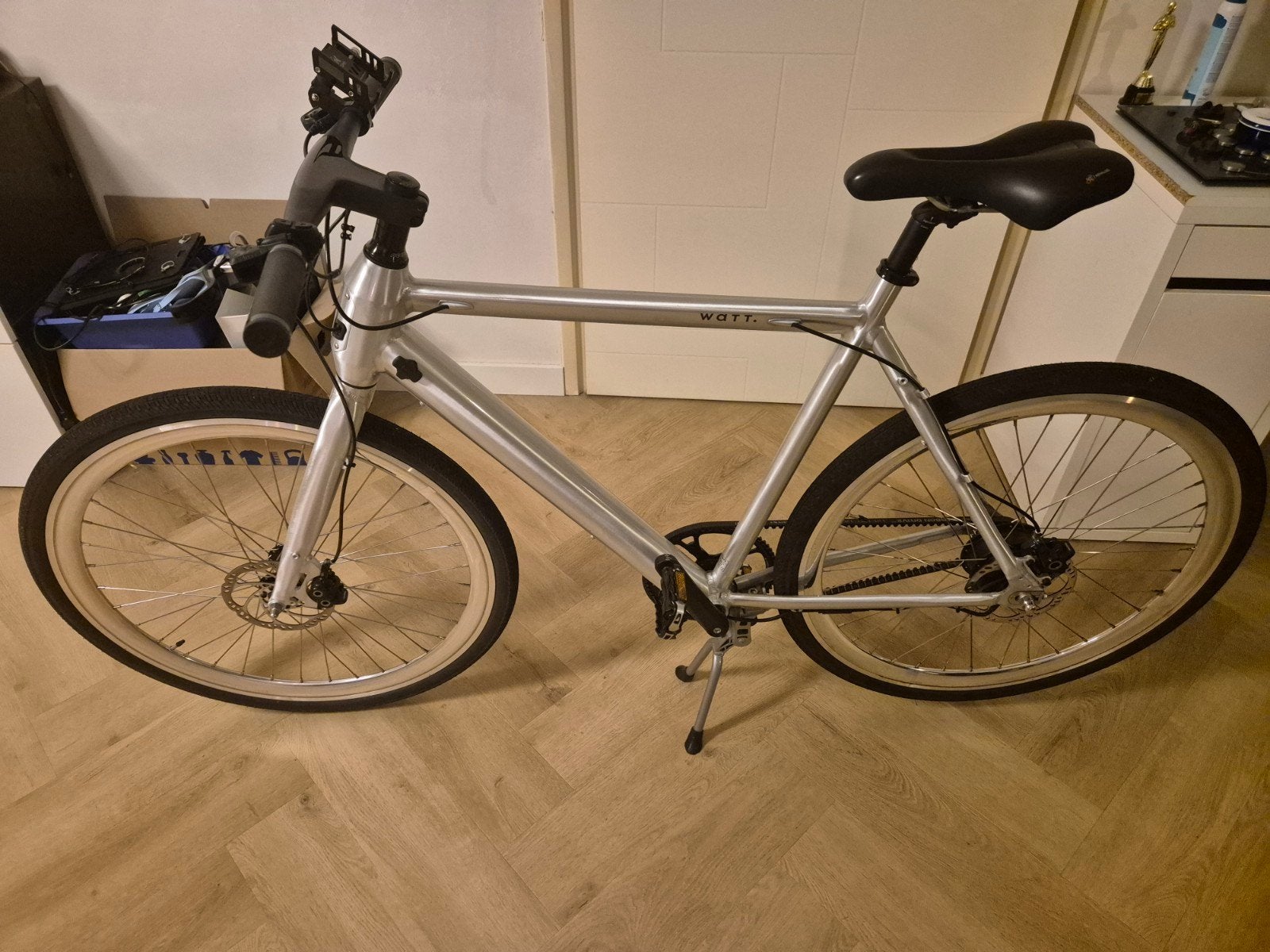 Watt Brooklyn e-bike/kleur aluminium., Minder dan 10 versnellingen, Zo goed als nieuw, Schijfrem, Ophalen