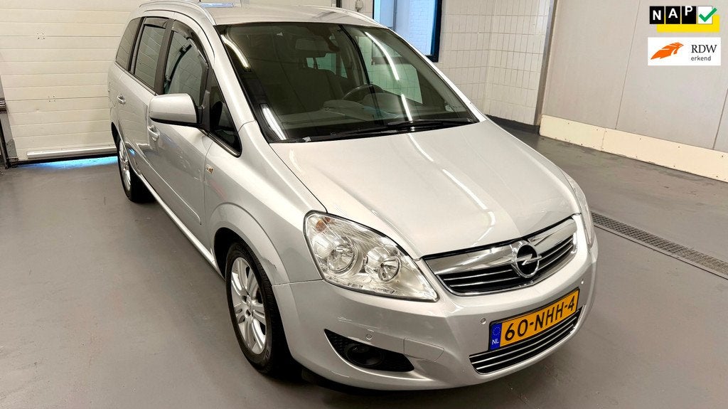 Opel Zafira 1.8 Cosmo | AUT. | 7 Persoons | Airco | Parkeers, Euro 5, Gebruikt, 4 cilinders, Zafira