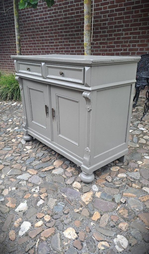 Sfeervolle brocante authentieke commode Townhouse Brick 1930, Ophalen, 50 tot 70 cm, Voetruimte, 100 cm of meer