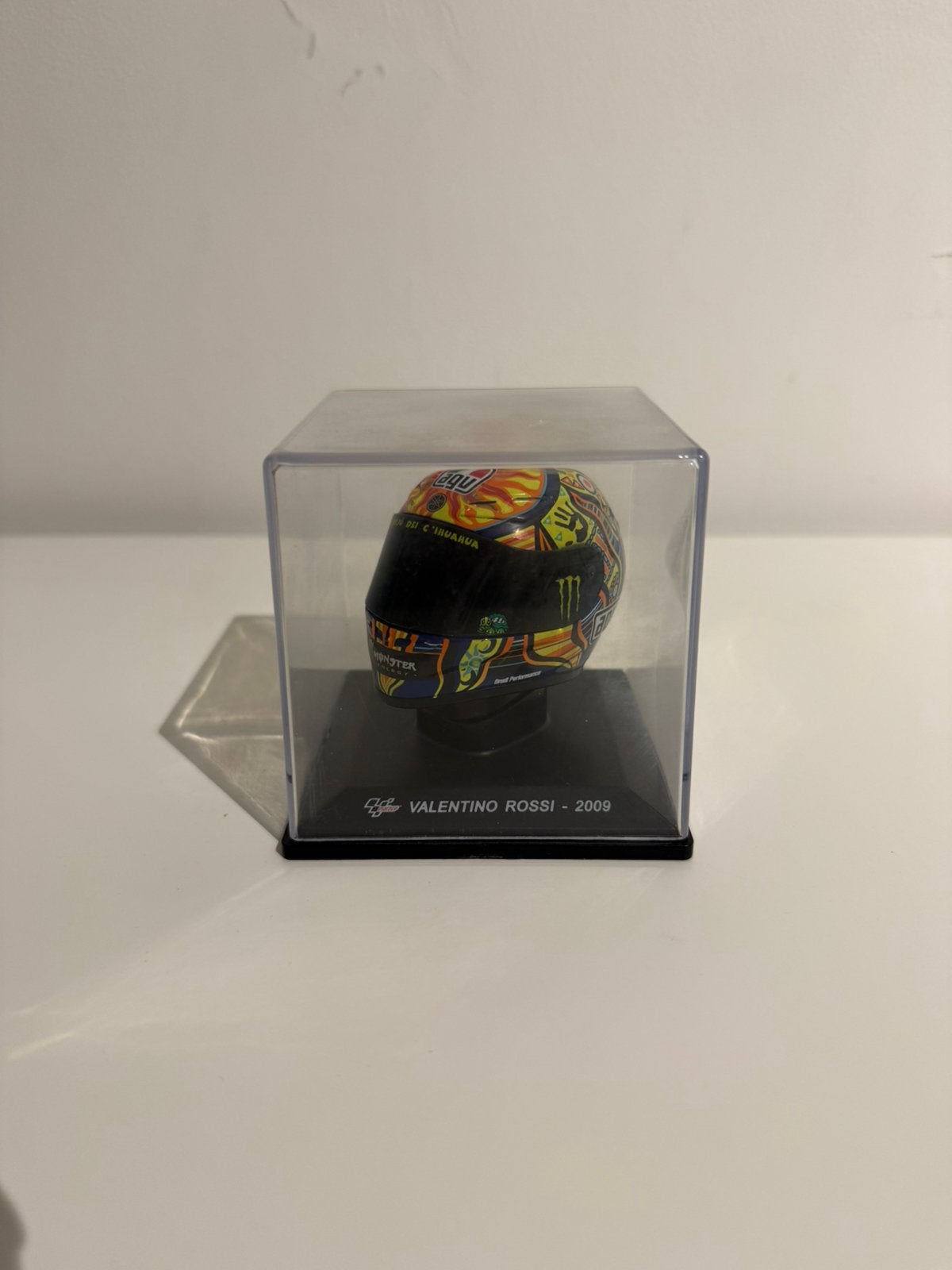 Valentino Rossi 1/5 helm 2009, Verzamelen, Ophalen of Verzenden, Zo goed als nieuw, Motoren