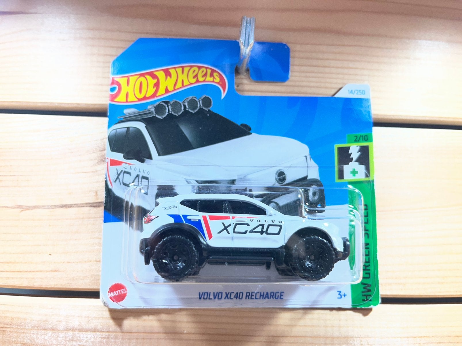 Volvo XC40 Recharge, Hobby en Vrije tijd, Ophalen of Verzenden, Zo goed als nieuw