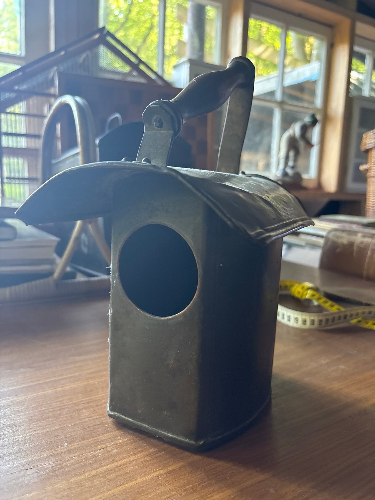Antiek strijkijzer op kolen - Decoratief item, Ophalen of Verzenden