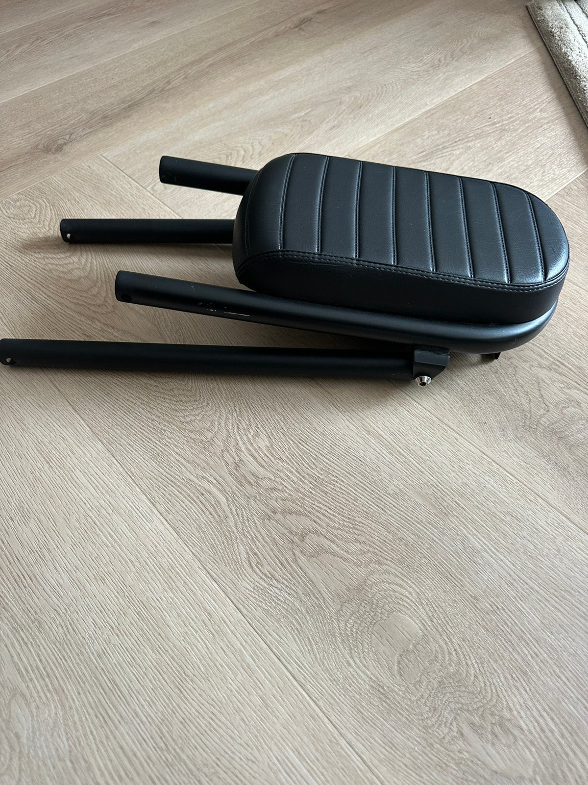 La Souris Achterdrager met kussen, 59 cm of meer, Ophalen, Zo goed als nieuw, Overige merken