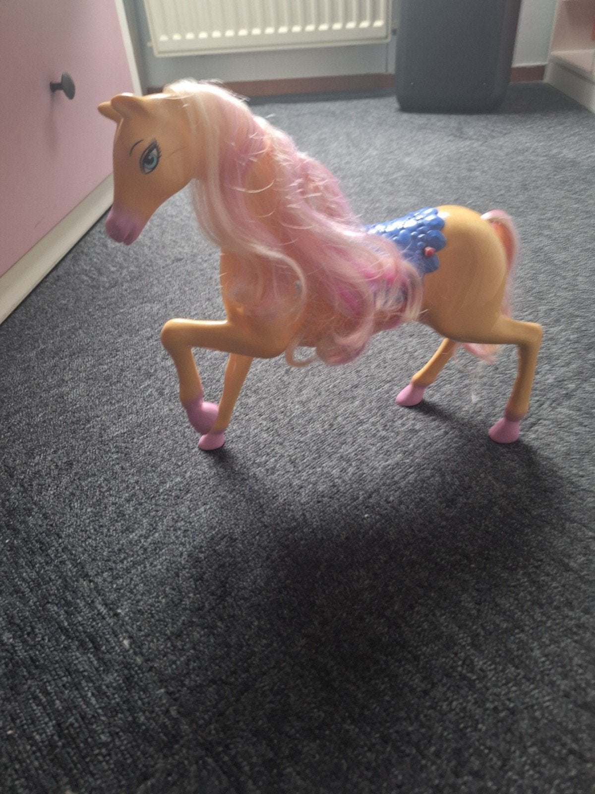 Barbie paard, Kinderen en Baby's, Speelgoed | Poppen, Ophalen of Verzenden, Zo goed als nieuw, Barbie
