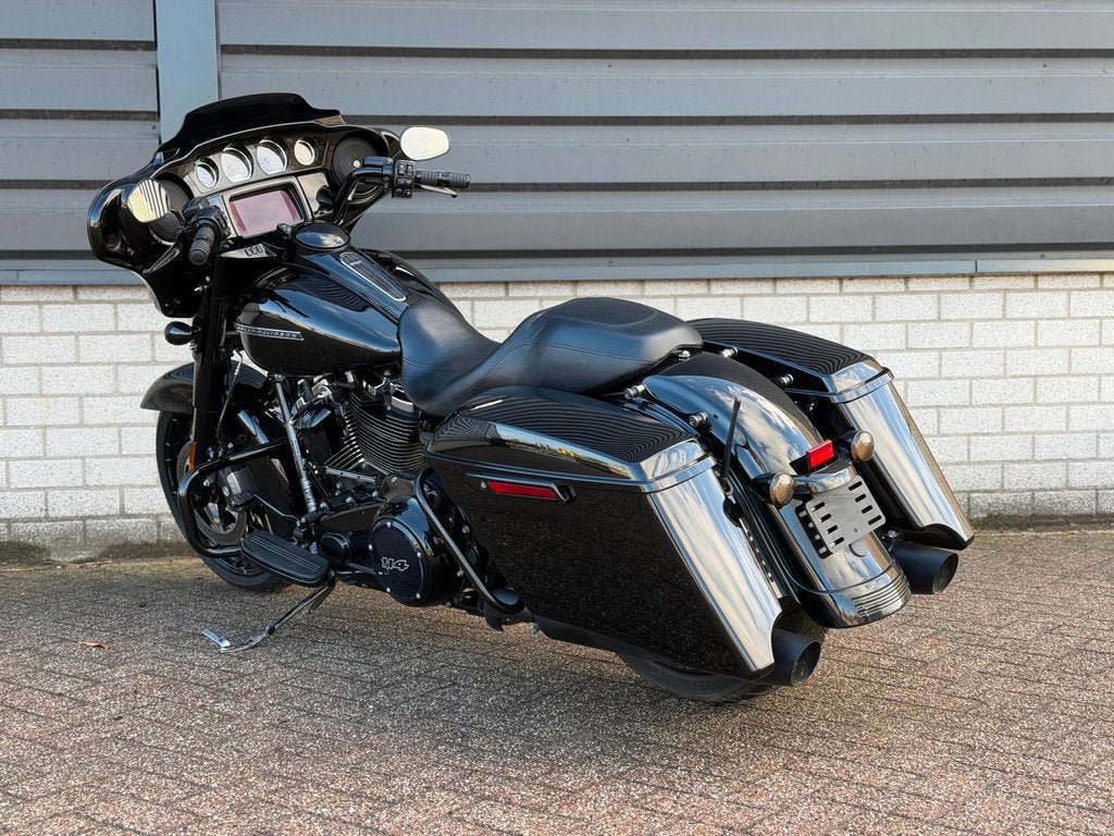 Harley Davidson FLHXS Street Glide Special 114 Black Out BJ, Bedrijf, Meer dan 35 kW, Toermotor, LED Verlichting