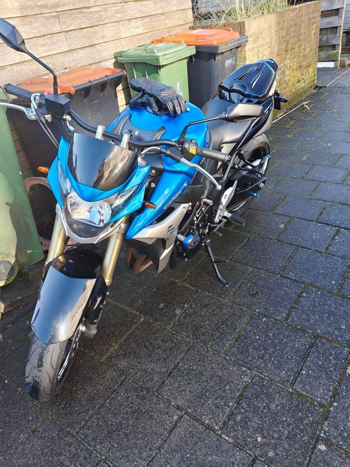 Suzuki GSR 750, 750 cc, 4 cilinders, Motorrijbewijs A, Particulier