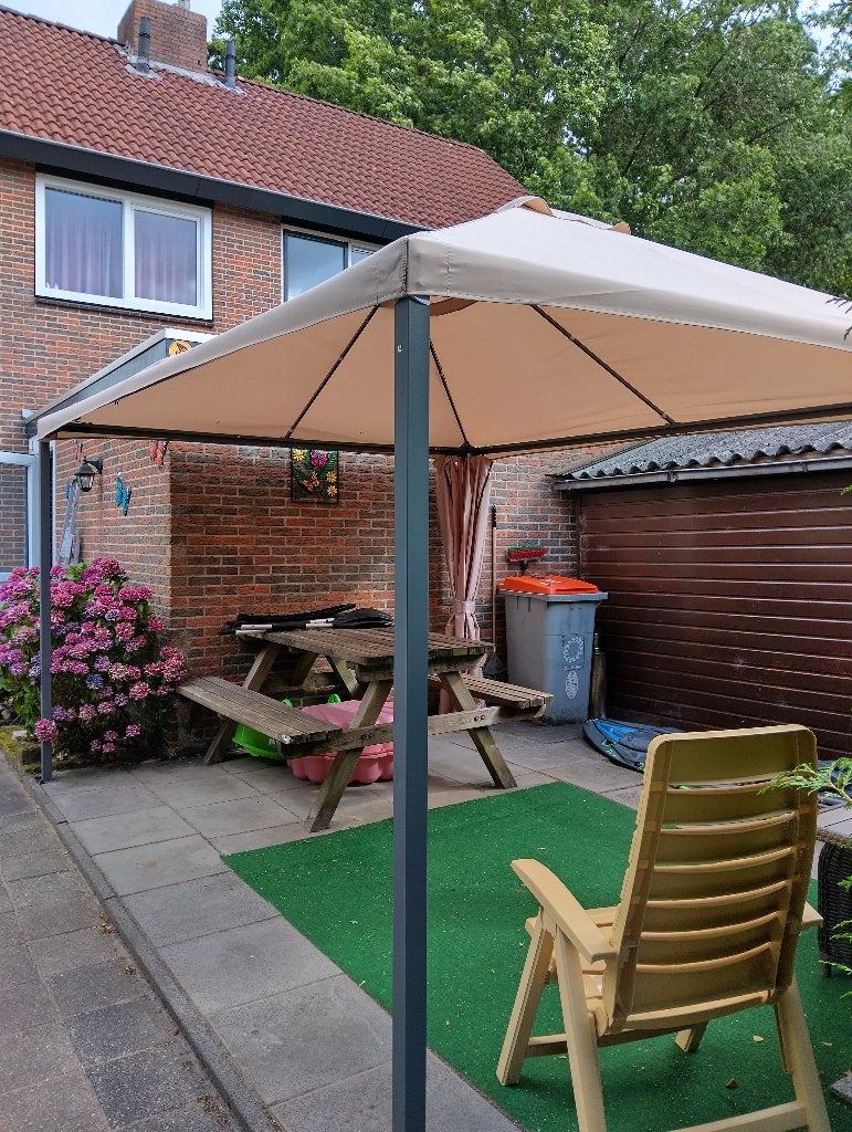 Beige tuinpaviljoen met gordijnen Madrid 3 x 4m Garden Point, Ophalen, Minder dan 4 meter, Zo goed als nieuw, Paviljoen