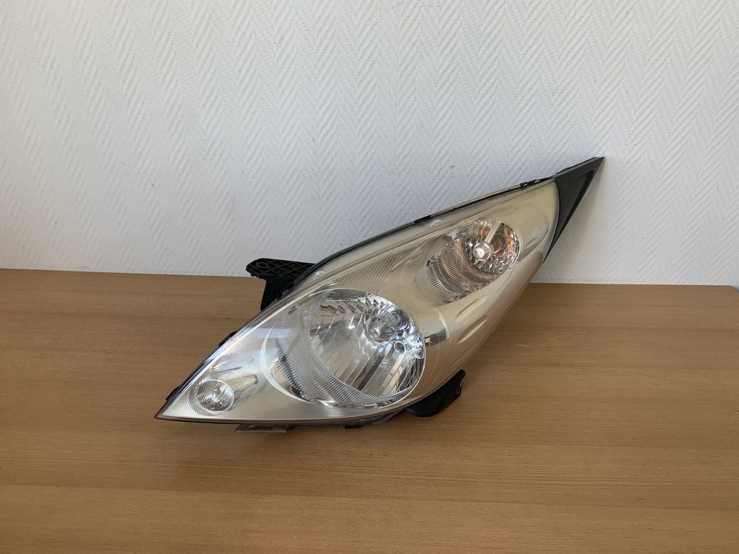 koplamp Links chevrolet spark 2009 tot 2015 M300, Auto-onderdelen, Verlichting, Chevrolet, Gebruikt, Ophalen of Verzenden