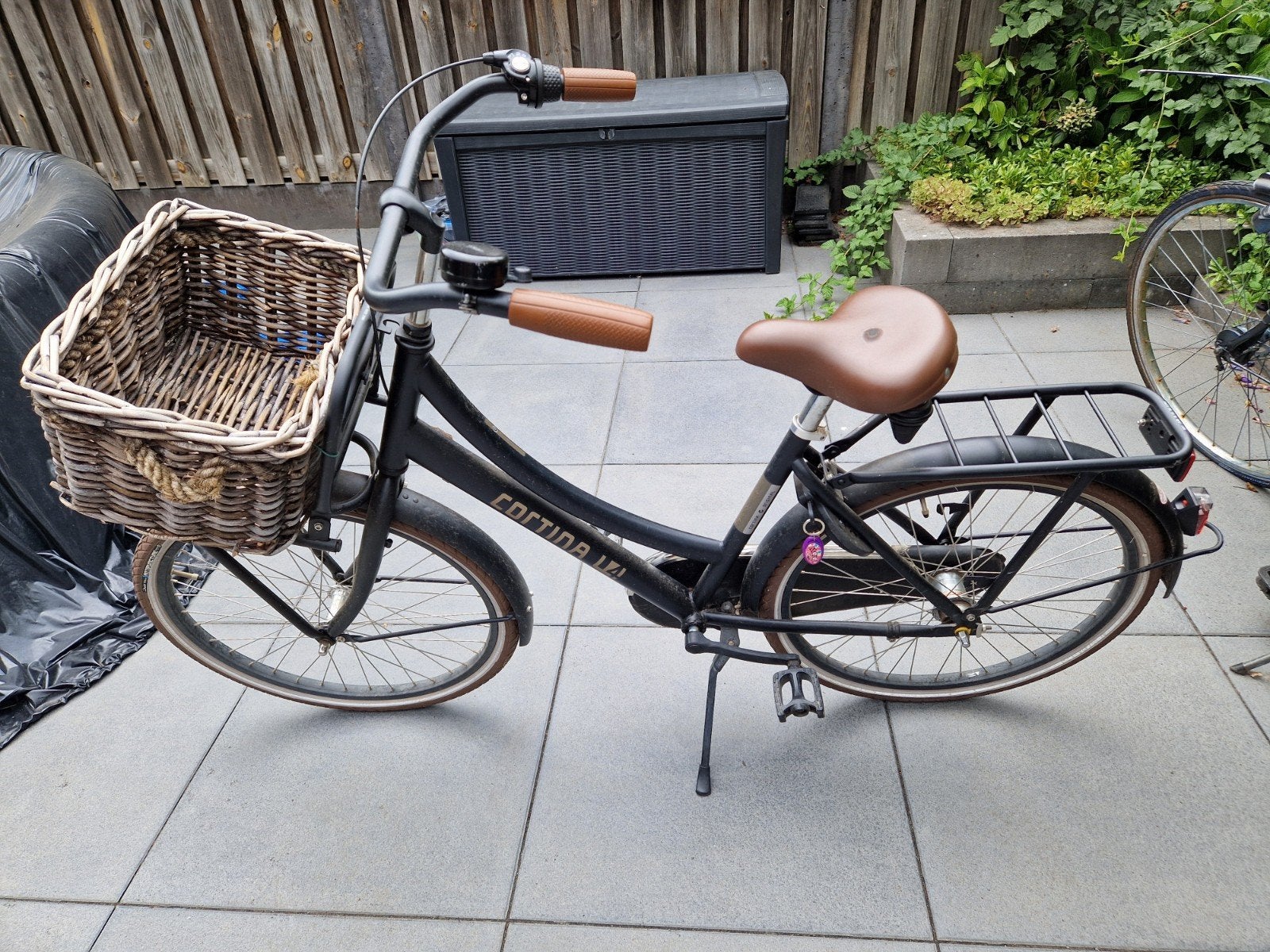 Mooie Cortina fiets 26 inch met mandje - Zeer goede staat, Ophalen, Zo goed als nieuw, Overige merken