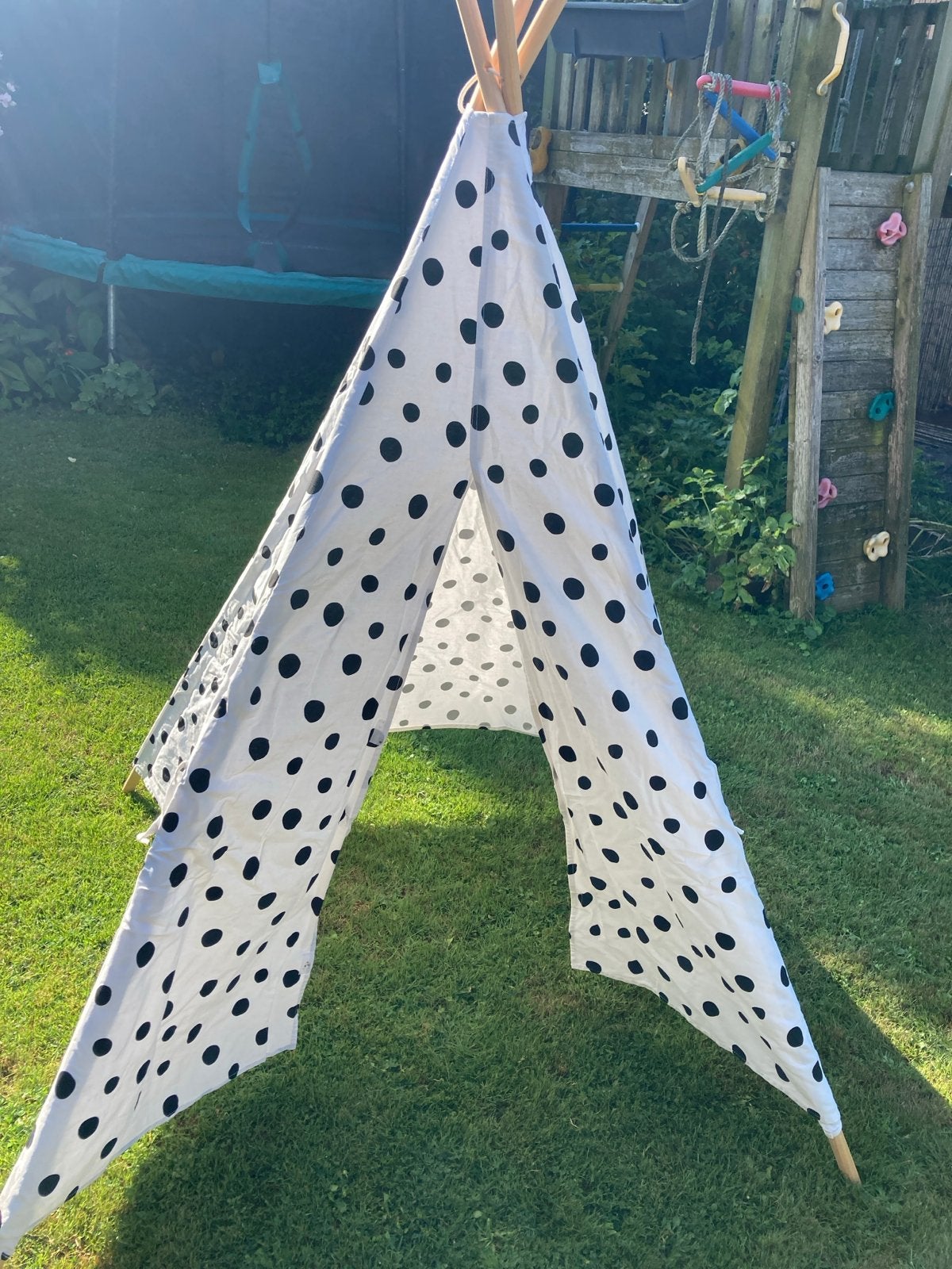 HEMA Tipi Speeltent - Zwart-witte stippen, Ophalen, Gebruikt