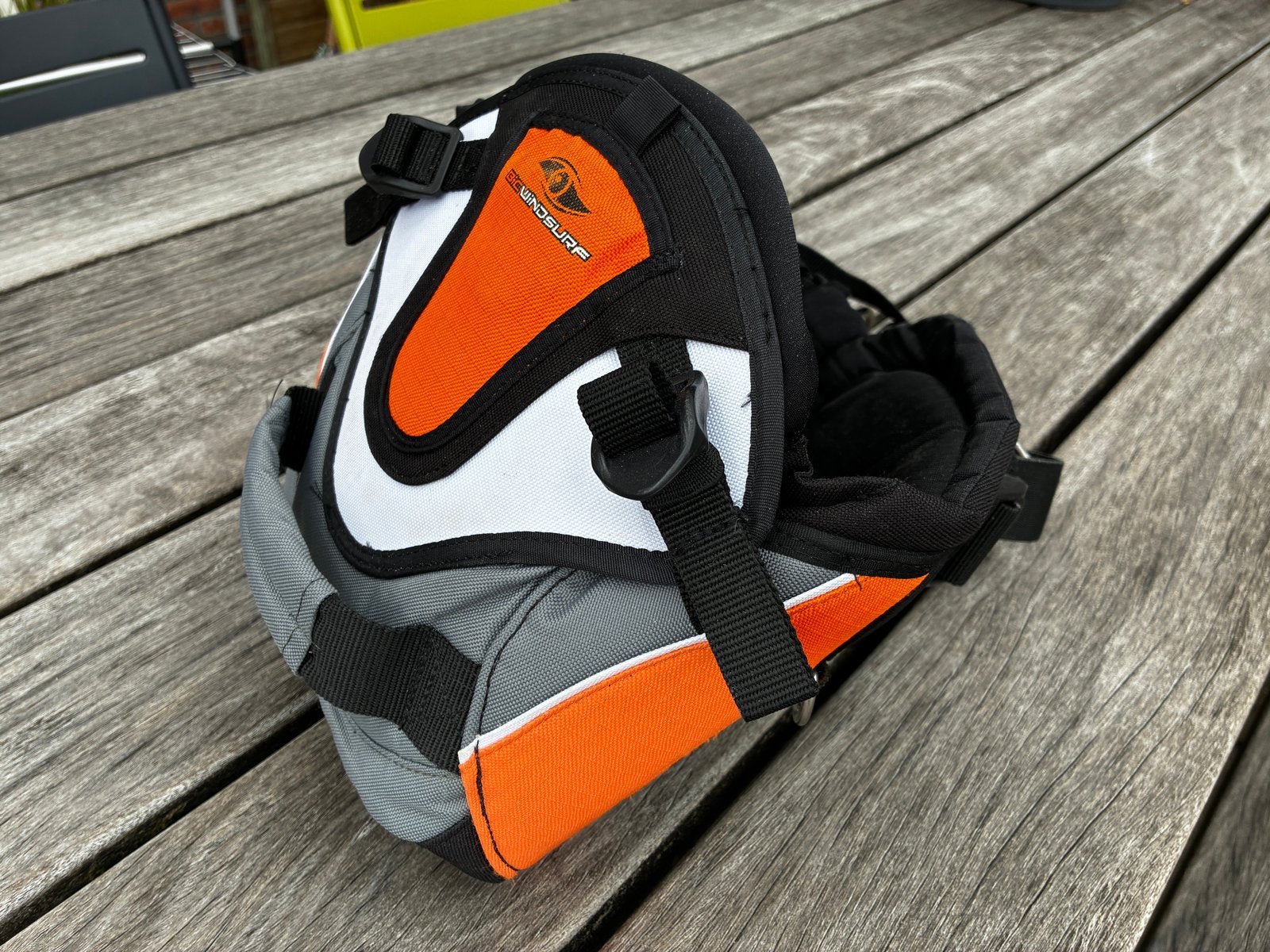 Bic windsurf / kitesurf / catamaran trapeze - kindermaat, Watersport en Boten, Kitesurfen, Zo goed als nieuw, Trapeze, 4 m² of minder
