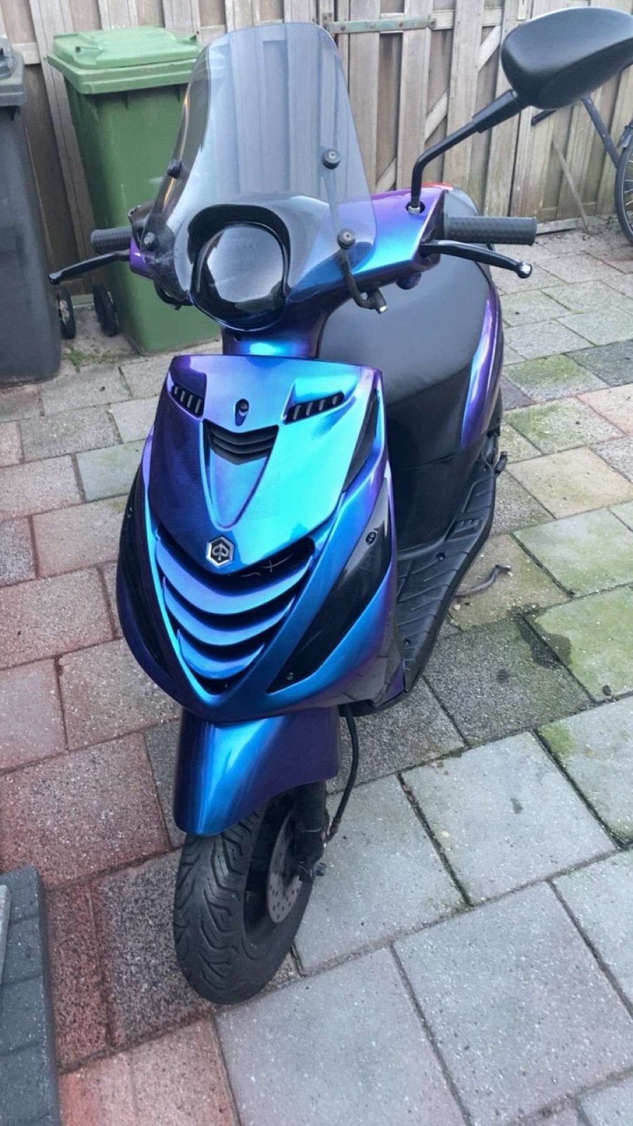 Zipp Scooter 4-takt 50cc - Opknapper met extra's, Ophalen, Gebruikt, Benzine, Overige merken