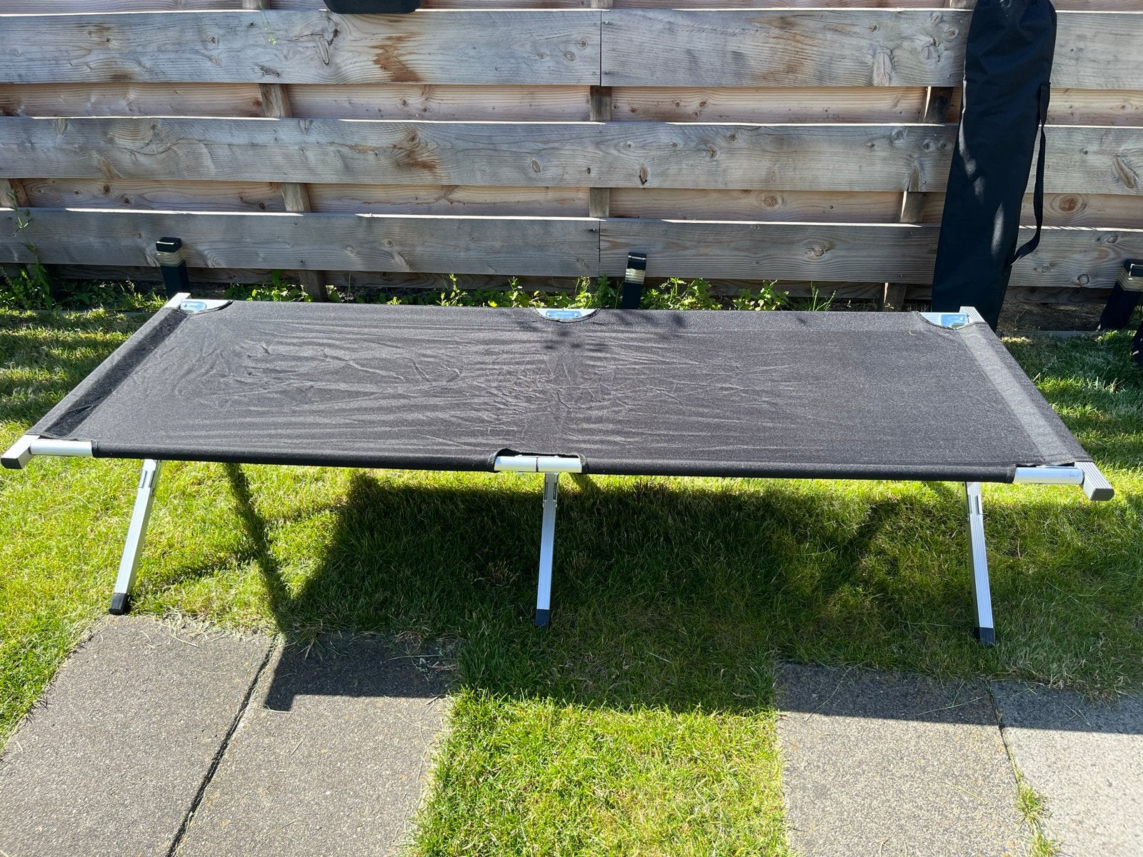 2 opvouwbare stretcher bedjes - ideaal voor kamperen, Ophalen, Gebruikt
