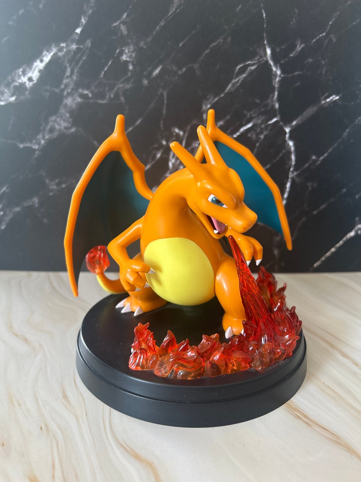 Charizard Pokémon Figuur - Super Premium Collection, Verzamelen, Poppetjes en Figuurtjes, Ophalen of Verzenden, Zo goed als nieuw