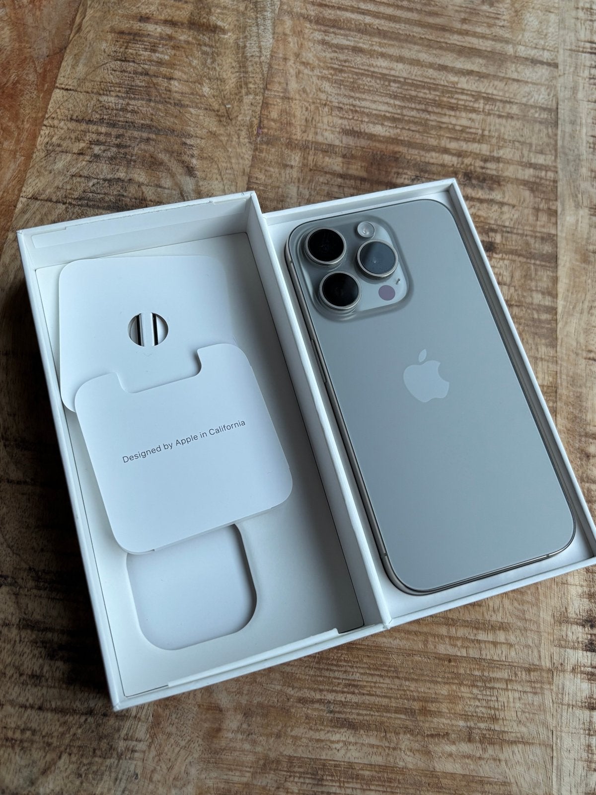 iPhone 15 Pro 256GB wit Titanium - 90% batterijconditie, Ophalen, 128 GB, Zwart, Zo goed als nieuw
