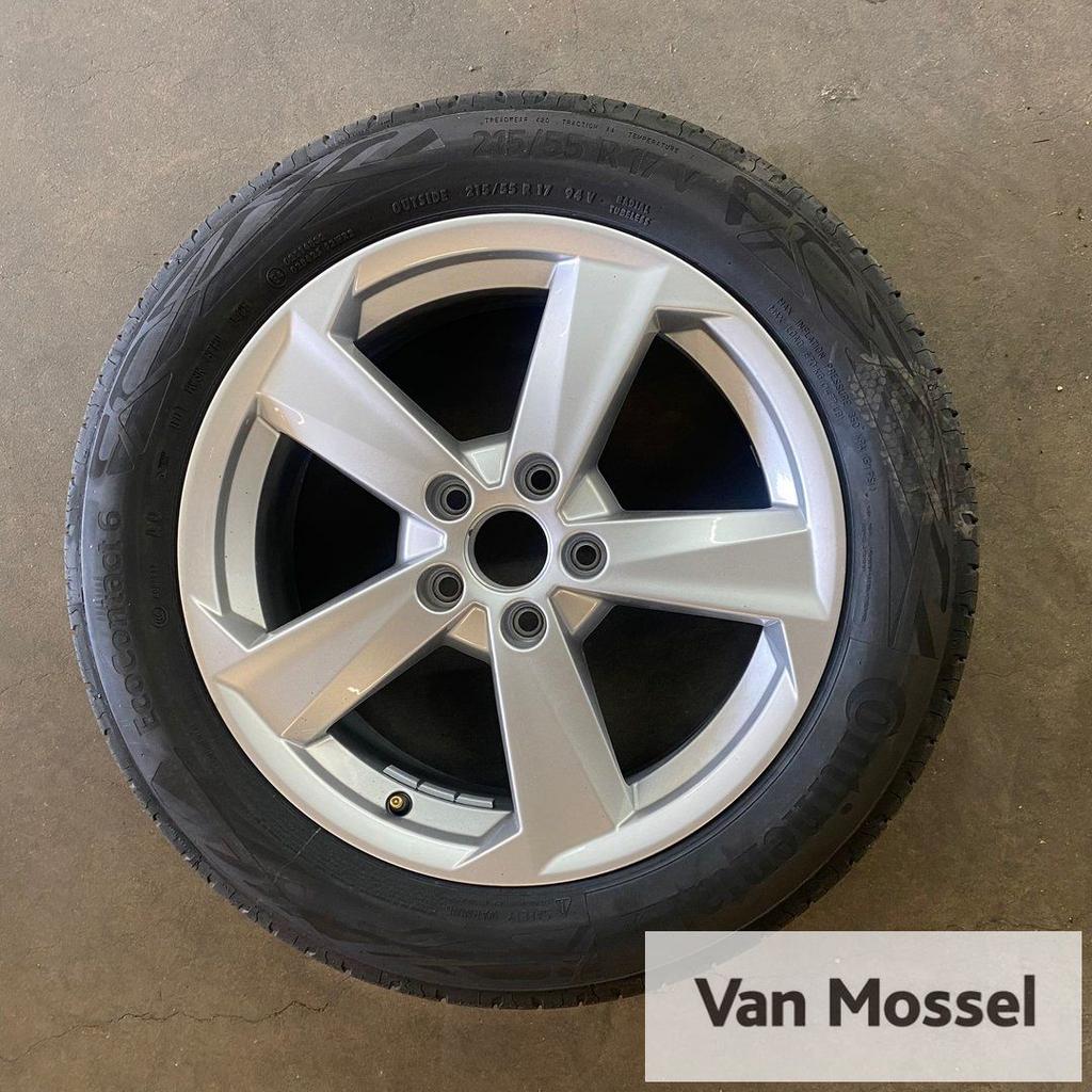 Audi Q2 Continental Eco Contact 6 215/55/R17 94V REEDIJK, -, -, Banden en Velgen, 17 inch
