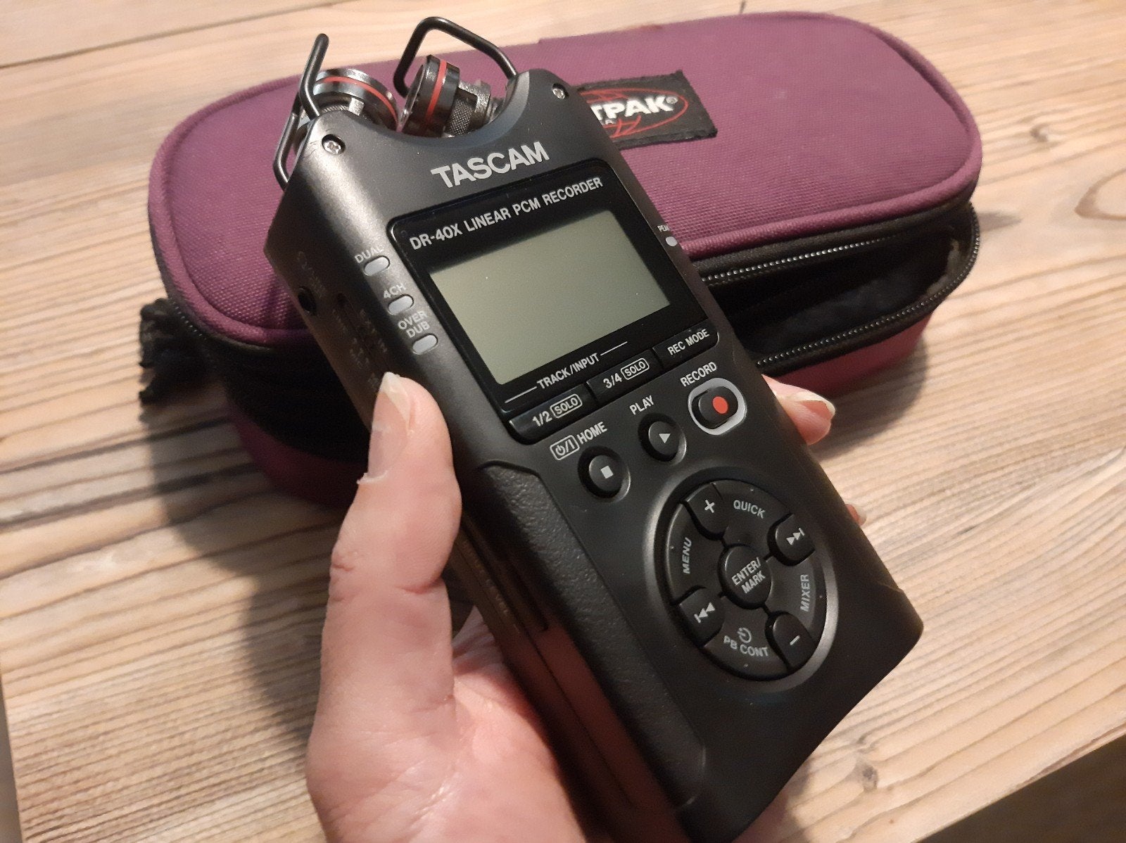 Tascam DR-40X stereo handheld recorder en USB interface, Ophalen of Verzenden, Zo goed als nieuw, Audio