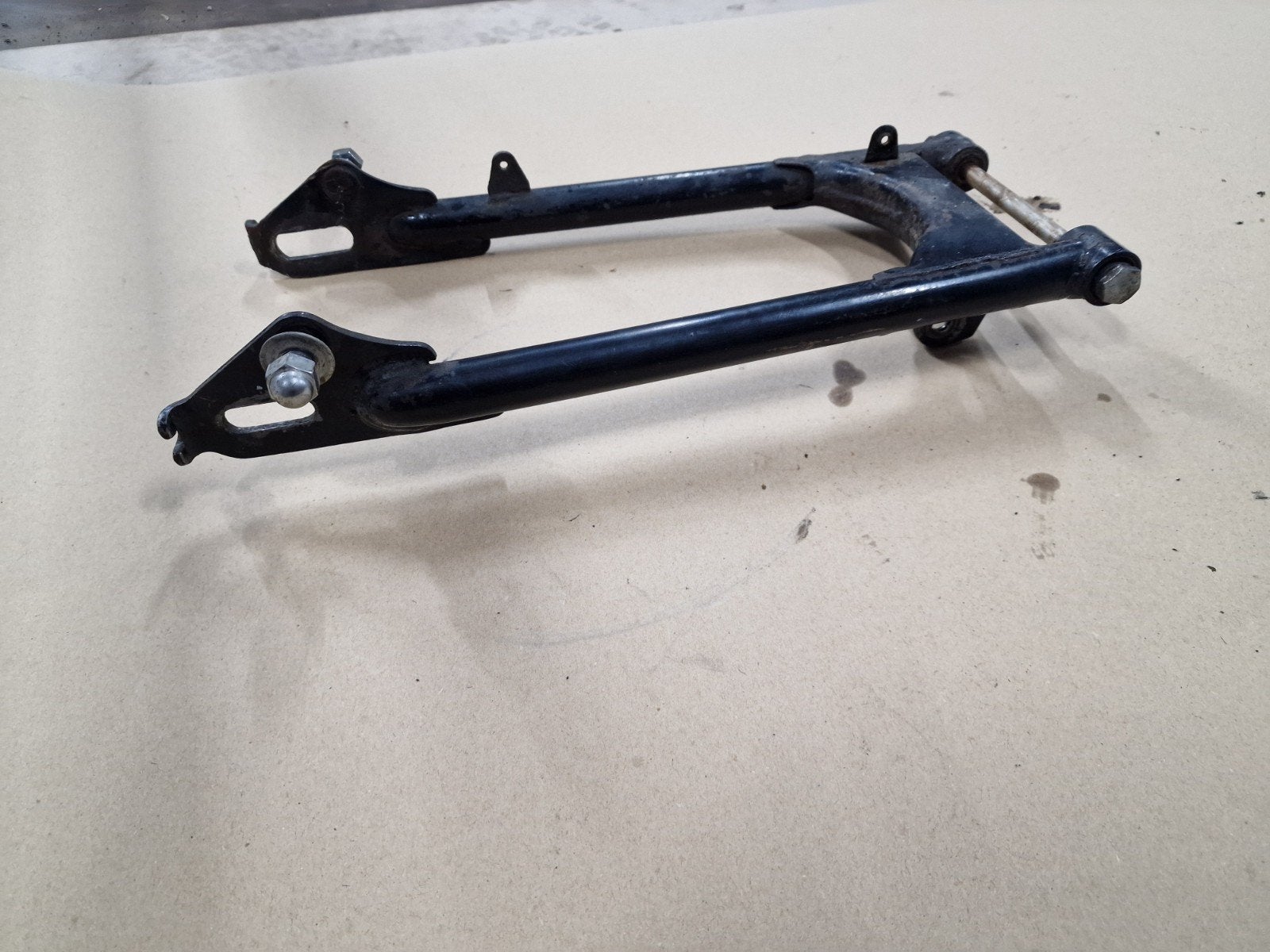 Yamaha MR50 achterbrug in zeer mooie staat. Met steekas., Ophalen of Verzenden, Zo goed als nieuw, Frame