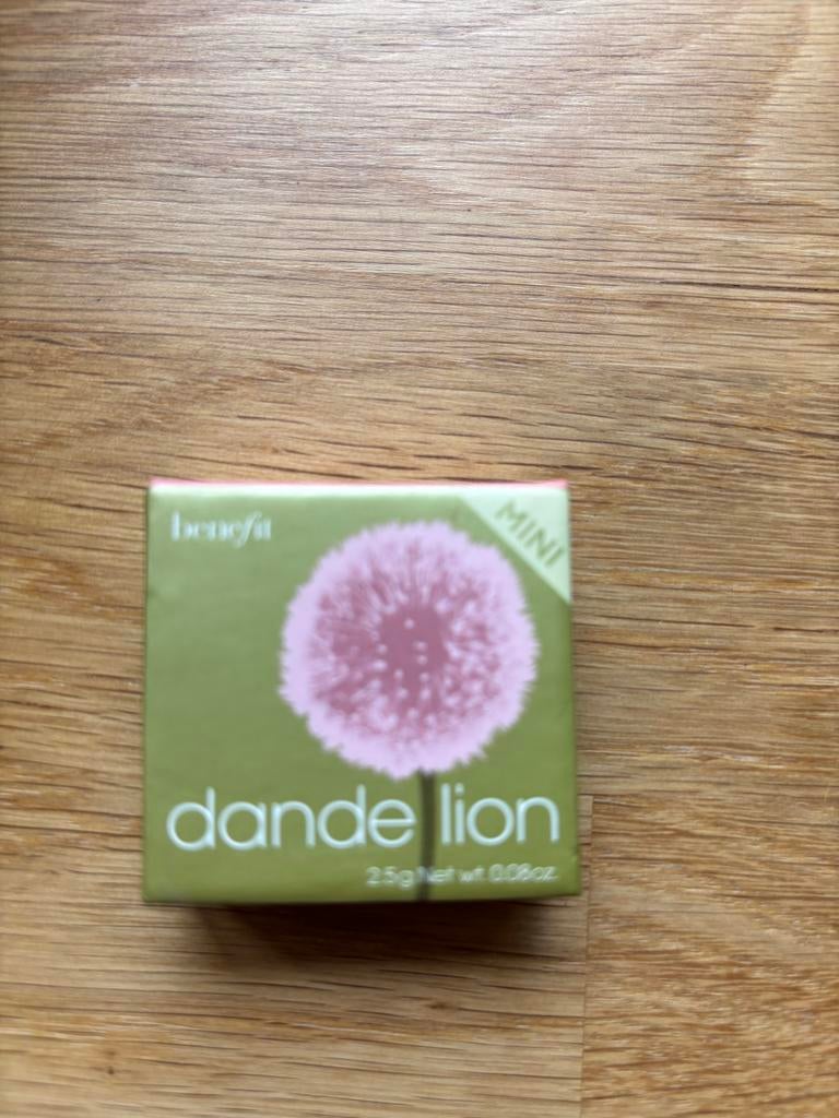 Benefit Dandelion Mini Blush, Wangen, Ophalen of Verzenden, Zo goed als nieuw, Make-up