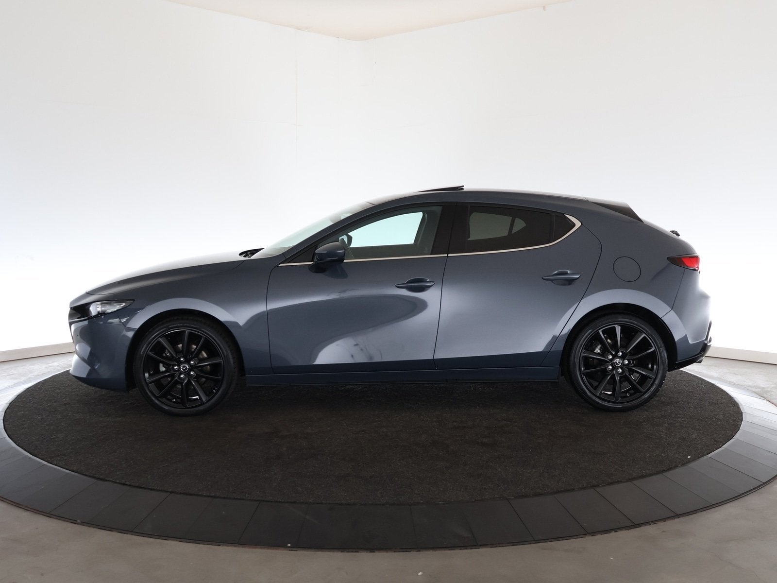Mazda 3 2.0 e-SkyActiv-X M Hybrid 186 Luxury | Clima | Camer, Auto's, 1998 cc, Stof, Gebruikt, Origineel Nederlands