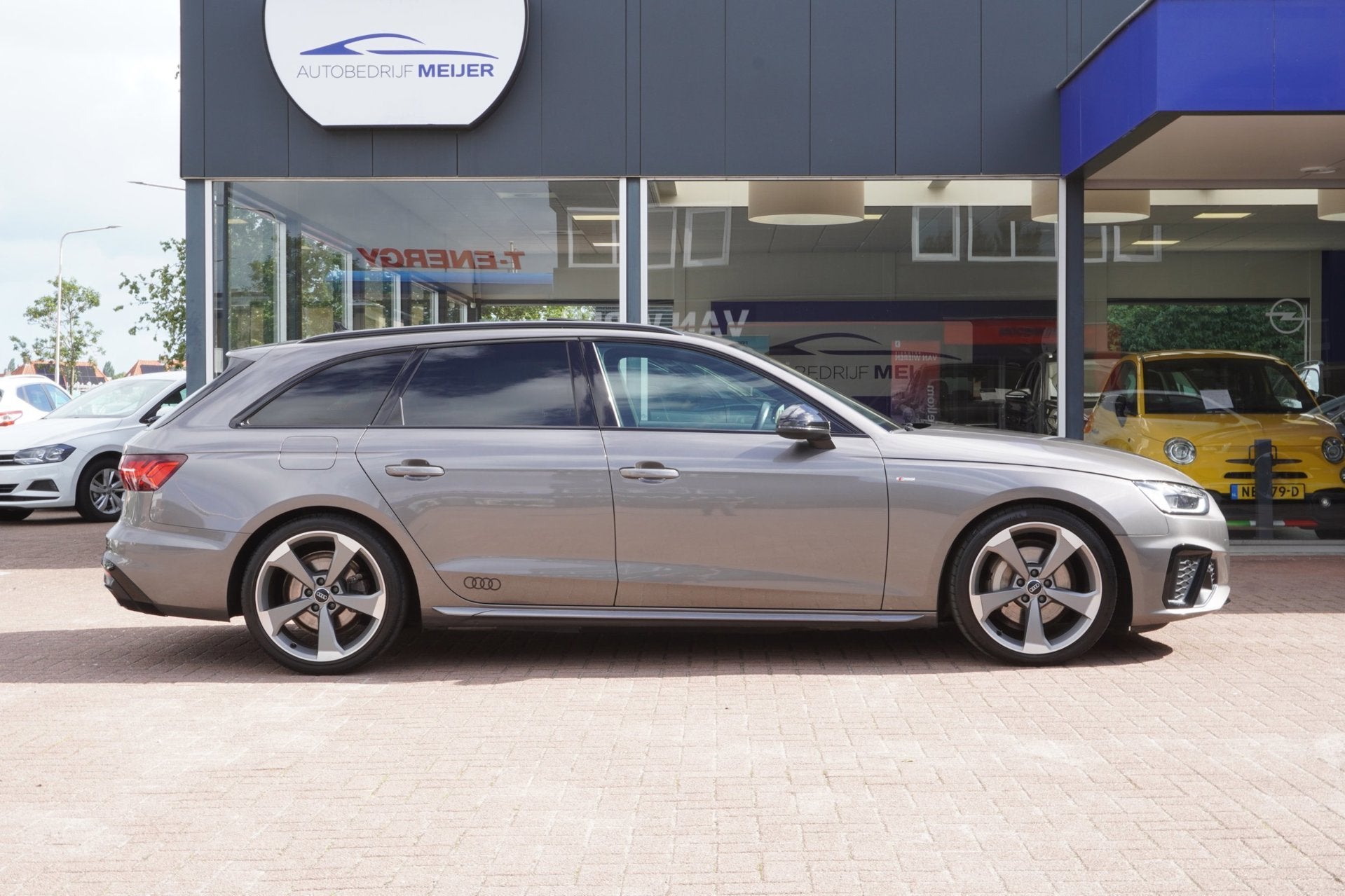 Audi A4 Avant 40 TFSI S edition Competition | Panodak | Virt, Auto's, Dealer onderhouden, Gebruikt, 4 cilinders, 1984 cc