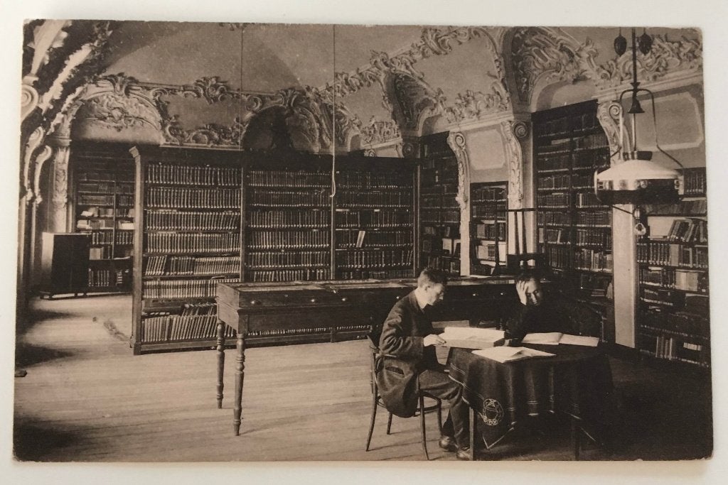 Prentbriefkaart Rolduc Bibliotheek., Ophalen of Verzenden, 1920 tot 1940, Gelopen, Overige thema's