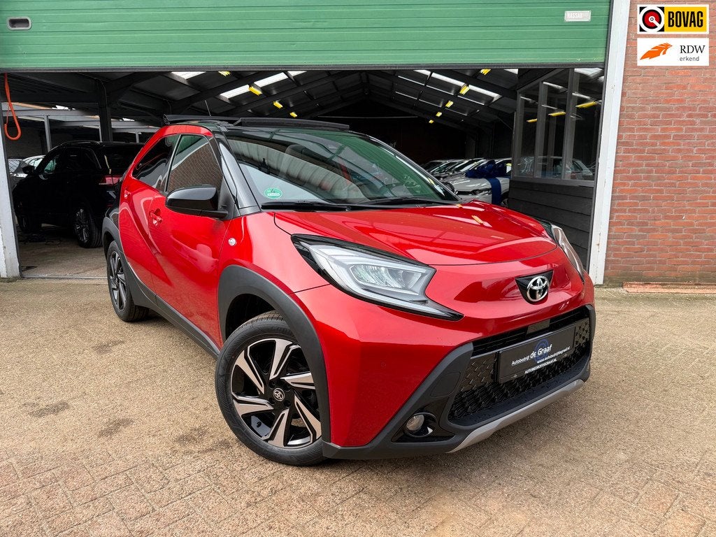 Toyota Aygo X 1.0 VVT-i S-CVT Premium|OPEN-DAK/LED/NAVI/ACC/, Gebruikt, 4 stoelen, Leder en Stof, Geïmporteerd