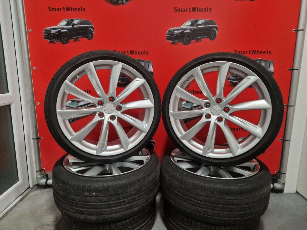 20 inch TESLA MODEL 3 VELGEN EN BANDEN, Niet ingevuld, 245 mm, Banden en Velgen, Niet ingevuld