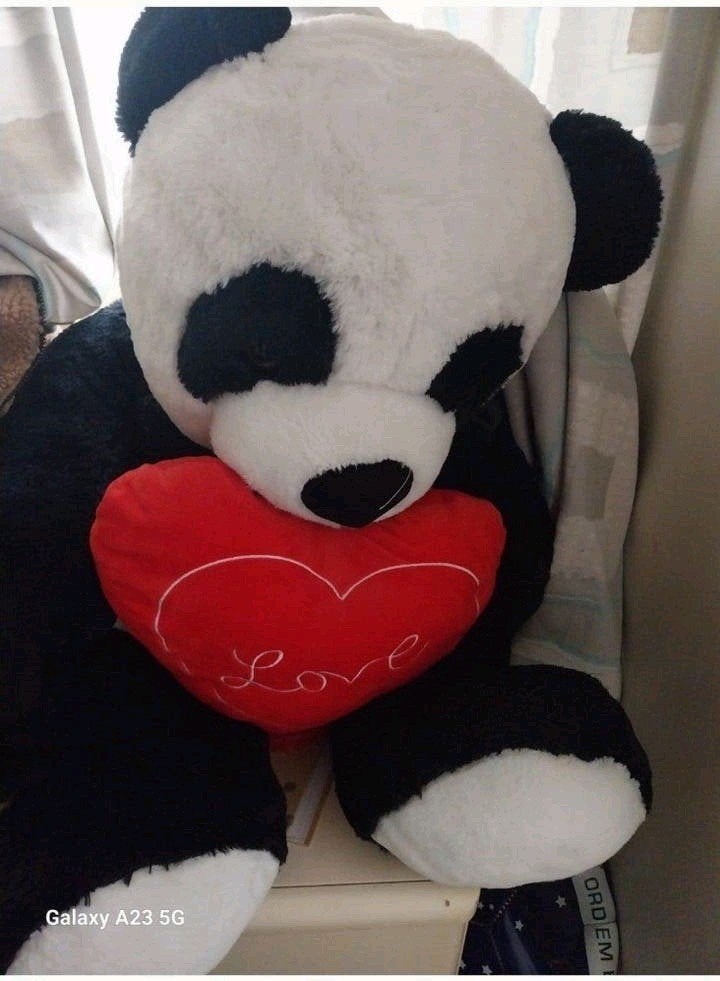Grote panda knuffel met rood hart - Zo goed als nieuw, Overige merken, Overige karakters, Overige typen, Ophalen of Verzenden