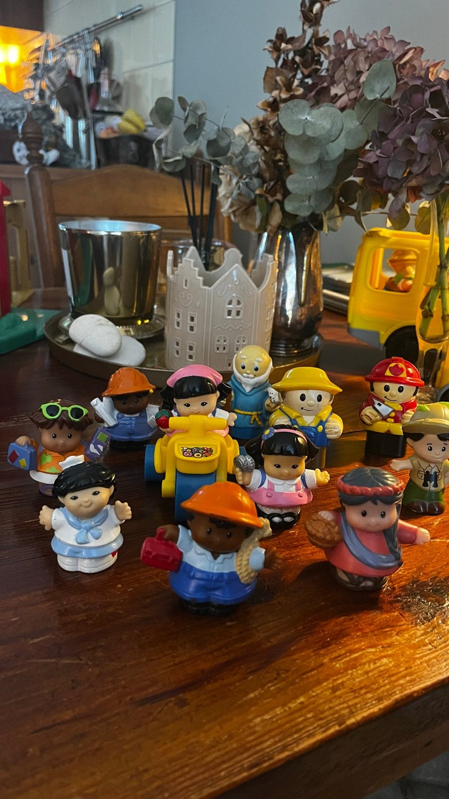 FP Little People: Auto, aanhanger, driewieler & 12 figuren, Ophalen of Verzenden, Gebruikt