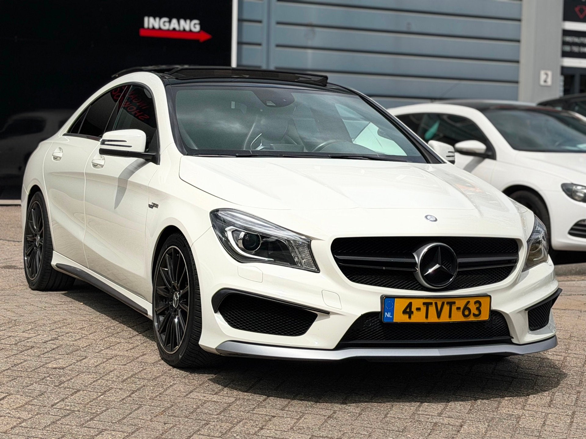 Mercedes-Benz CLA-klasse AMG 45 4MATIC PANO/SCHAALSTOELEN/ME, Auto's, CLA, Gebruikt, 4 cilinders, Met garantie (alle)