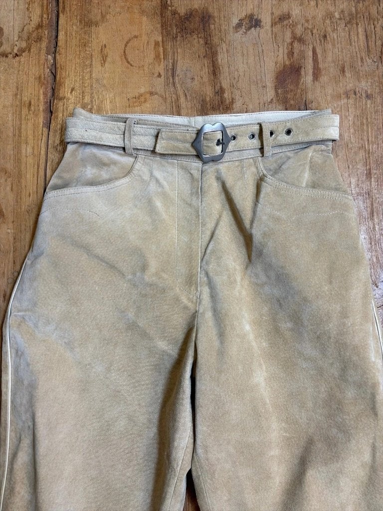Dames nette Trachten suède broek maat 38, Kleding | Dames, Maat 38/40 (M), Beige, Djt@dejuistetoon.eu, Ophalen of Verzenden