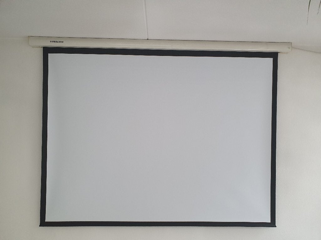 projectiescherm + beamer, Audio, Tv en Foto, Beamers, Ophalen, Gebruikt, DLP, Full HD (1080)