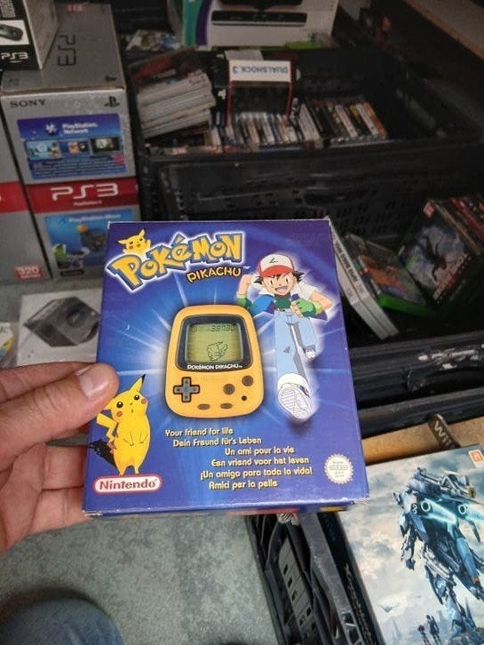 Pokémon Pikachu Virtual Pet 1998 Nintendo tamagotchi, Ophalen of Verzenden, Zo goed als nieuw, Overige modellen
