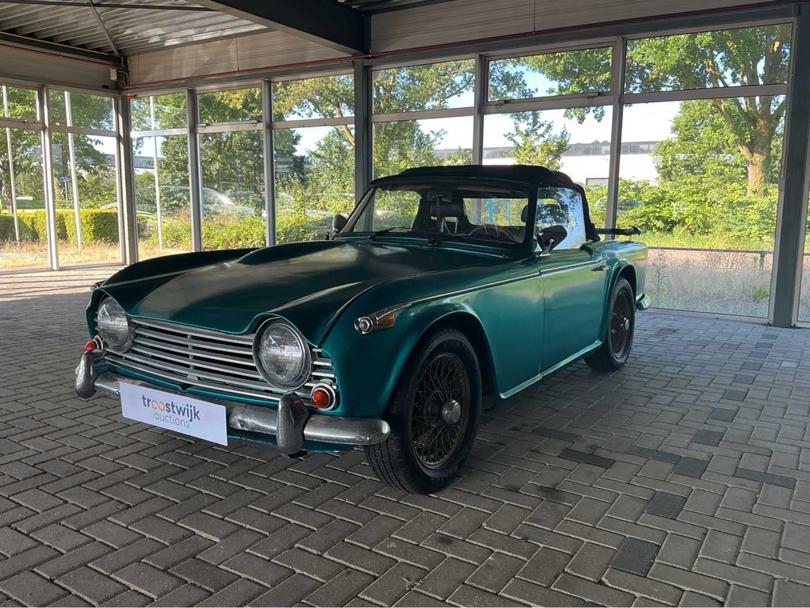 Triumph 1967 TR4A cabrio Btw Auto, Auto's, Triumph, Gebruikt, Overige modellen, Cabriolet, Bedrijf