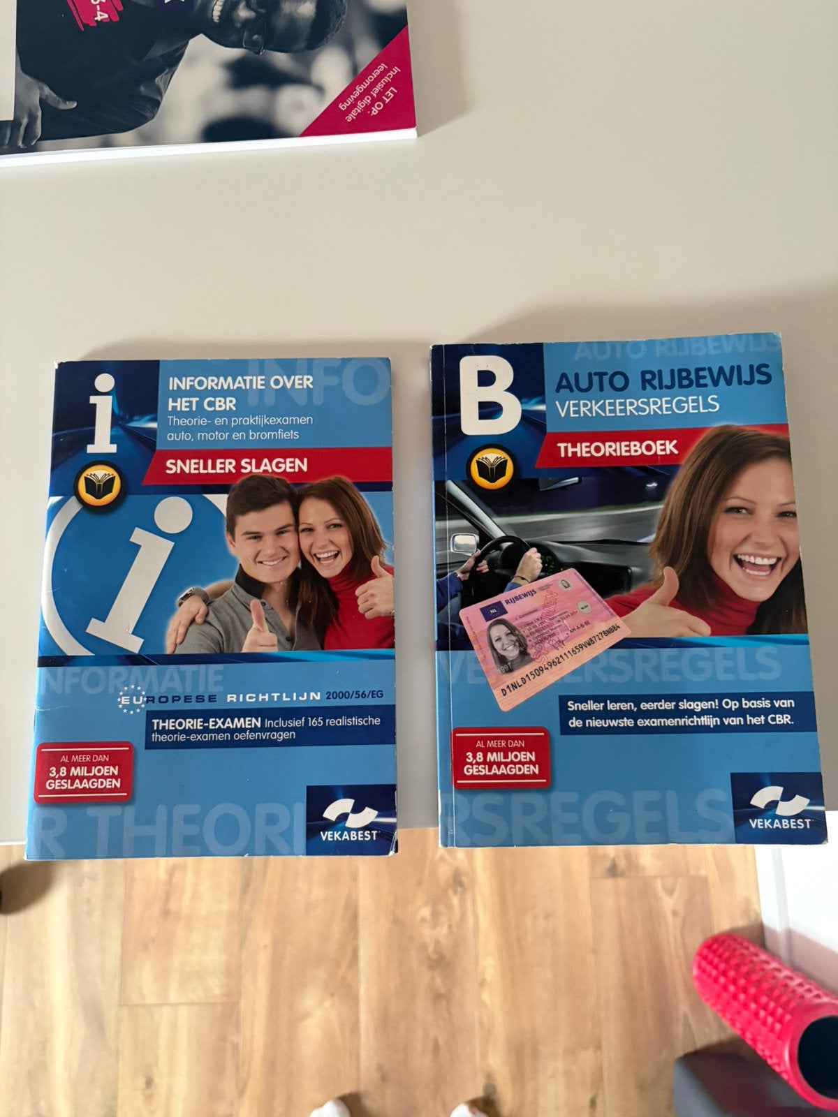 Auto theorieboek + vragen, Ophalen of Verzenden, Zo goed als nieuw, Algemeen