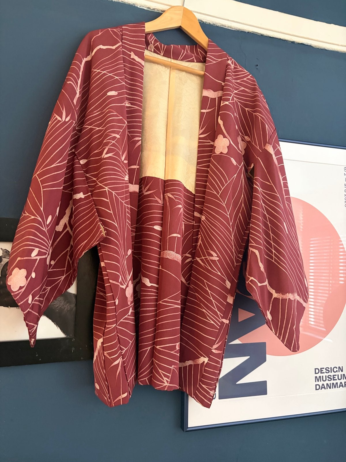 Originele Japanse Kimono Jas - Bordeauxrood met Bladprint, Ophalen of Verzenden, Zo goed als nieuw