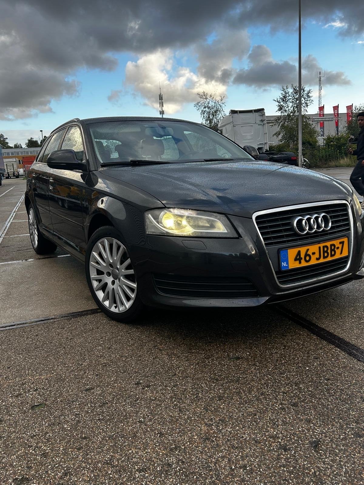 Audi A3 1.4 Tfsi 125pk 2009 Grijs, Auto's, Voorwielaandrijving, 125 pk, 680 kg, 4 cilinders