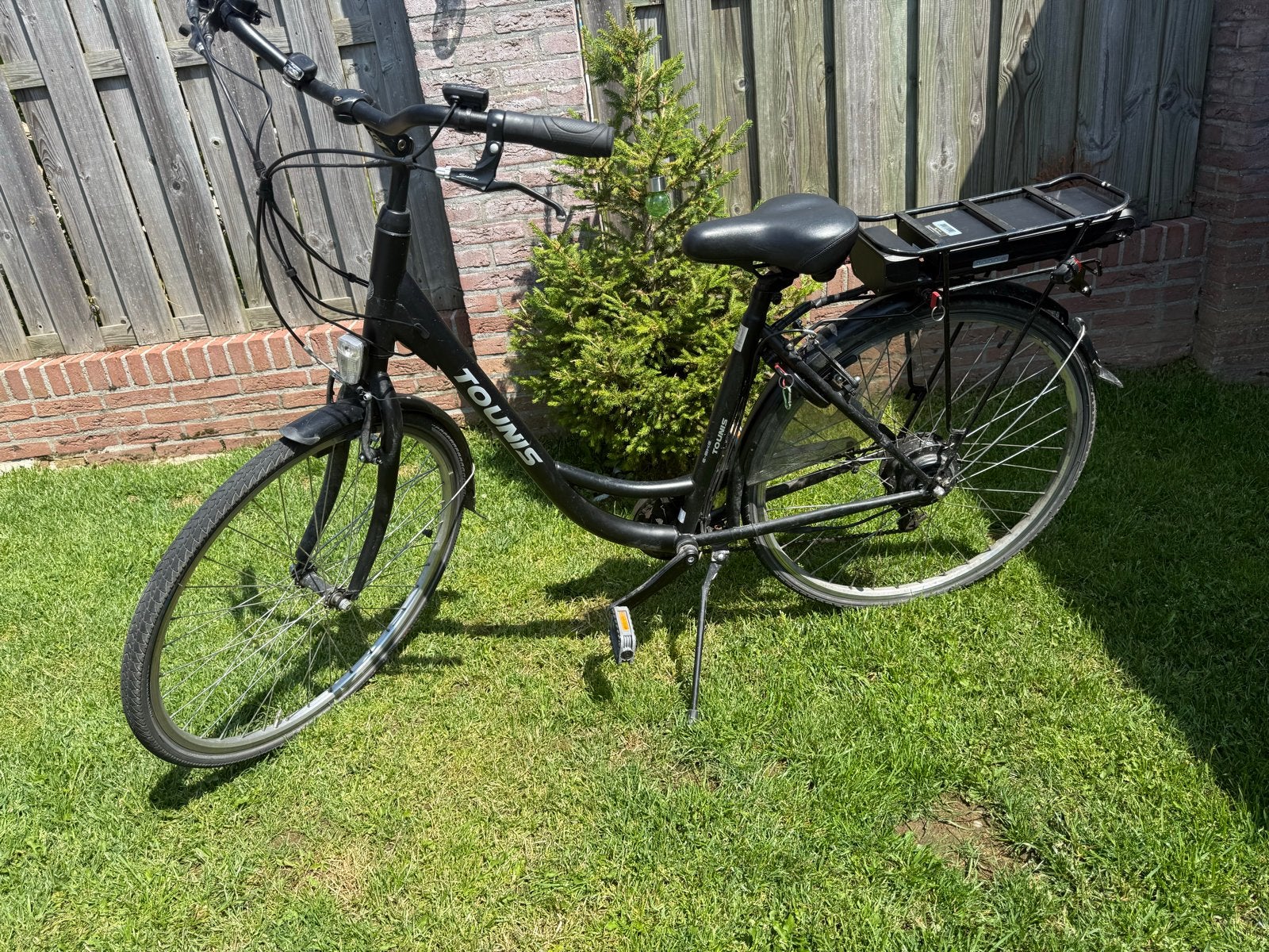 Tounis  elektrische fiets - Zwart, Gebruikt, 51 tot 55 cm, 30 tot 50 km per accu, Ophalen