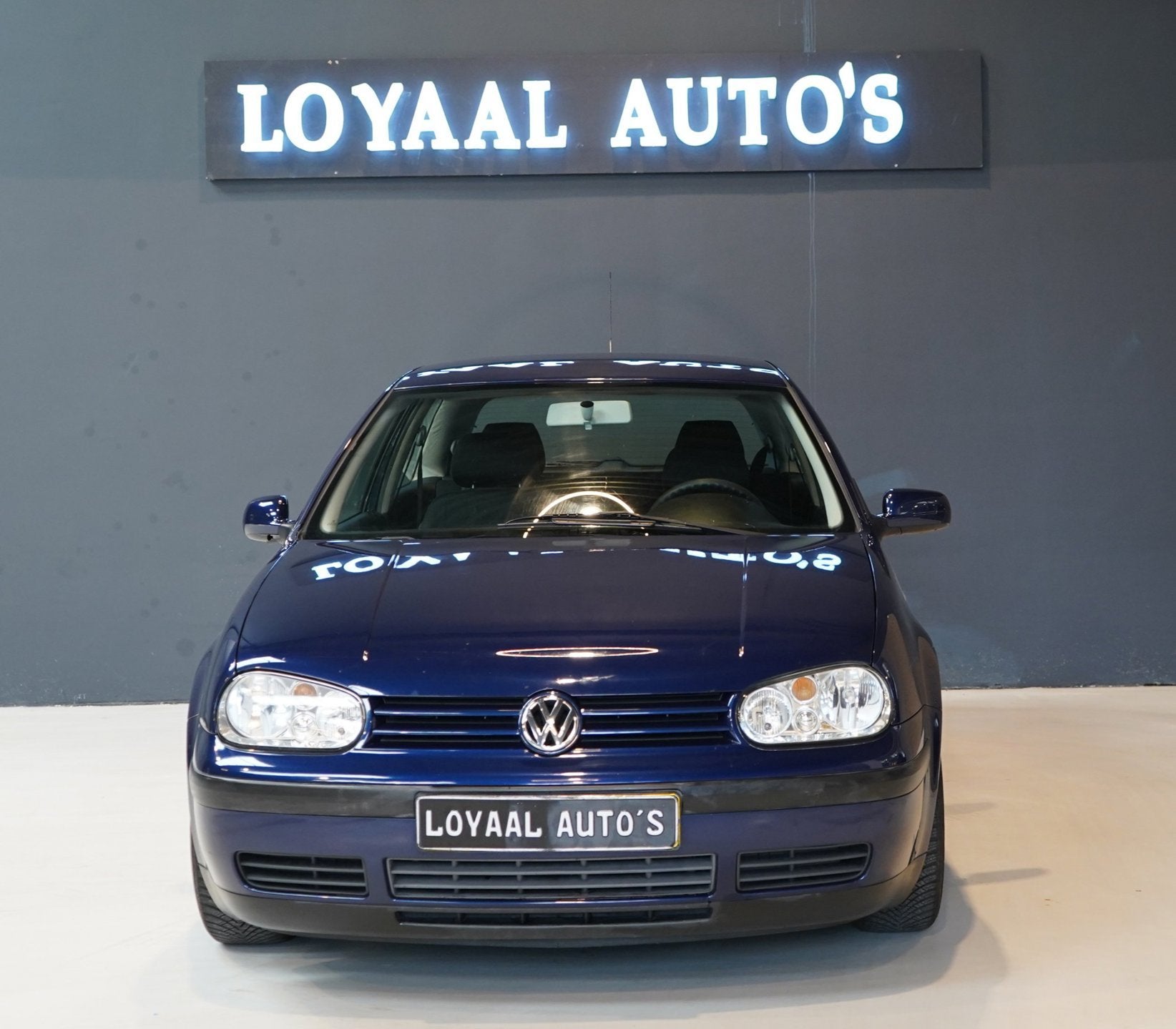 Volkswagen Golf 1.6 | AUT | AIRCO | CRUISE | TREKHAAK | APK., Auto's, Stof, Gebruikt, 4 cilinders, Blauw