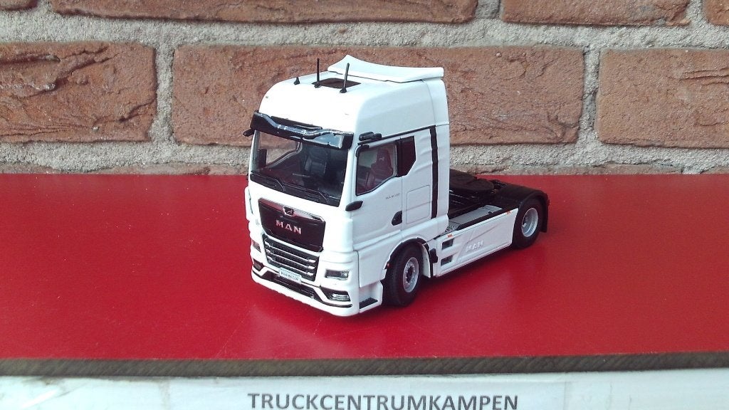 WSI  Man  TGX  GX  4 x 2  Witte  Lijn., Ophalen of Verzenden, Nieuw, Bus of Vrachtwagen, Wsi