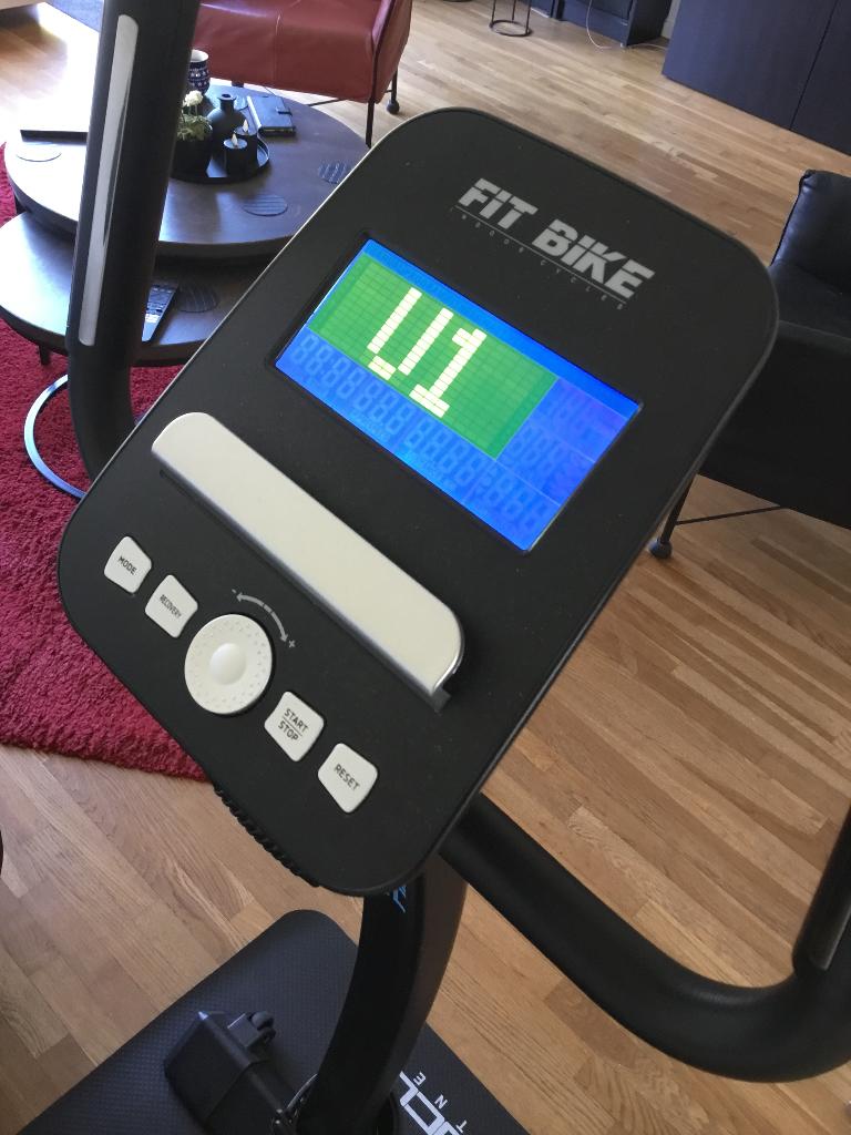 Hometrainer FIT BIKE 5 ZGAN, Sport en Fitness, Fitnessapparatuur, Ophalen, Zo goed als nieuw, Metaal, Buik